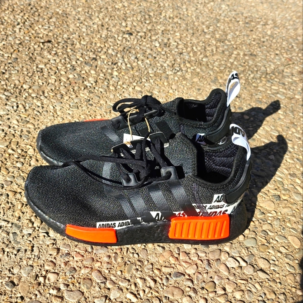 NWT Adidas nmd sneakers